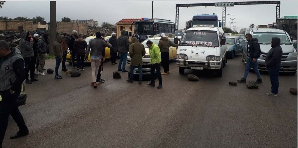 احتجاجات في مدينة السويداء رفضا لقرارات حكومة الأسد برفع الدعم- 6 من فبراير/ شباط 2022 (السويداء 24)